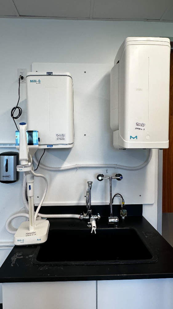 Image of Millipore Milli-Q IQ 7005 Lab Water Purification System